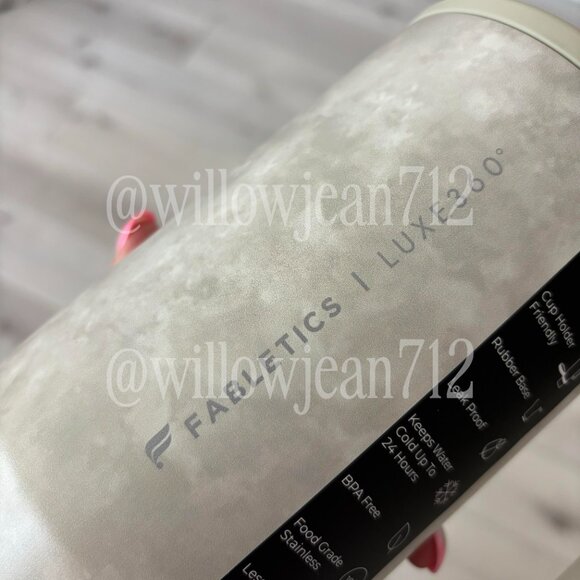 “Dried Sage Tie Dye Texture" Fabletics HydroJug 40 oz Traveler Tumbler - Picture 5 of 7